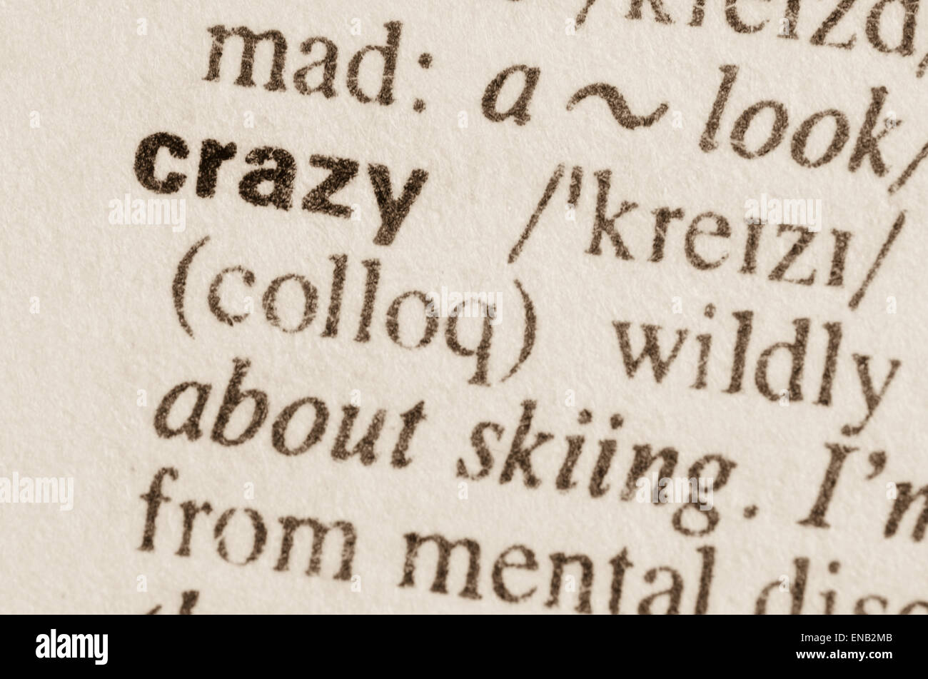 Definición de la palabra loco en el diccionario. Foto de stock