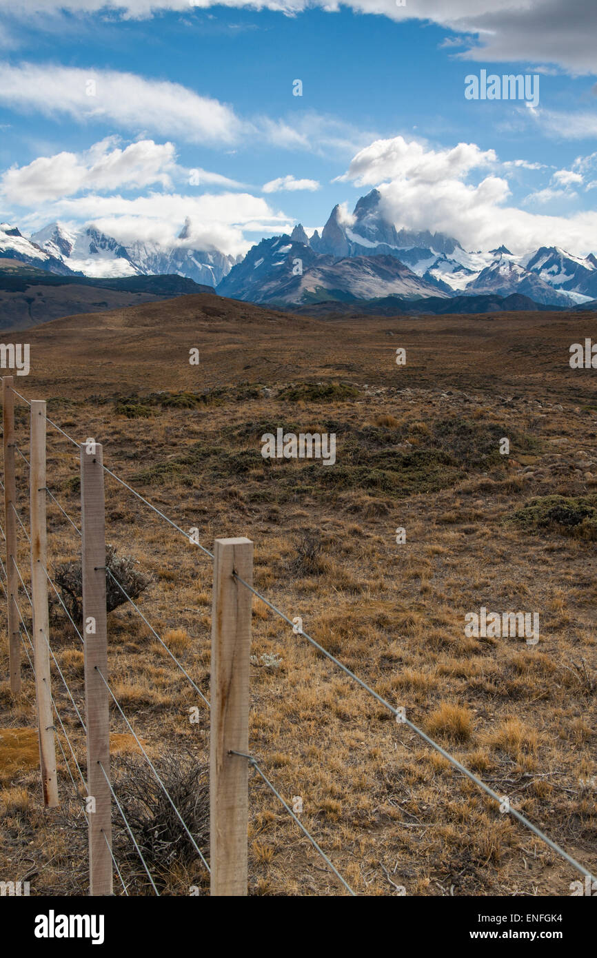 Macizo del Monte Fitz Roy, el Parque Nacional Los Glaciares, Santa Cruz Patagonia Argentina Foto de stock