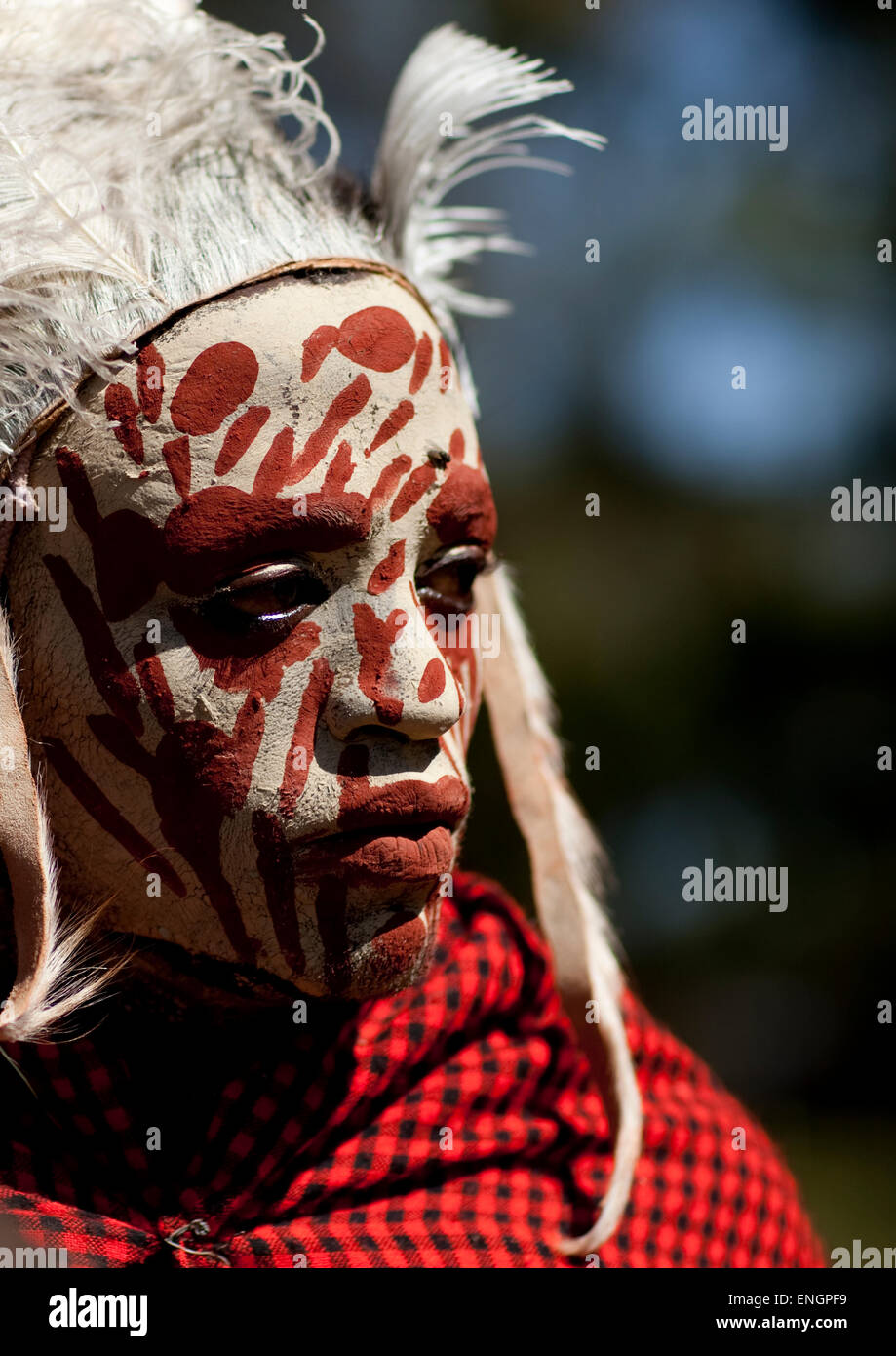 La tribu kikuyu Hombre con maquillaje facial, Laikipia County, Thomson  Falls, Kenya Fotografía de stock - Alamy