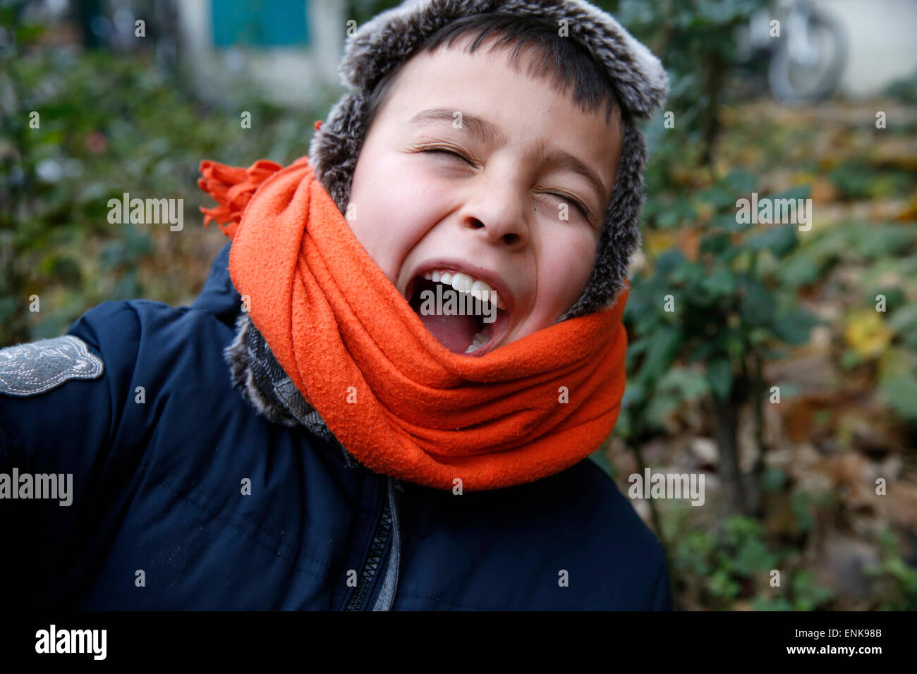 Niño al aire libre Foto de stock