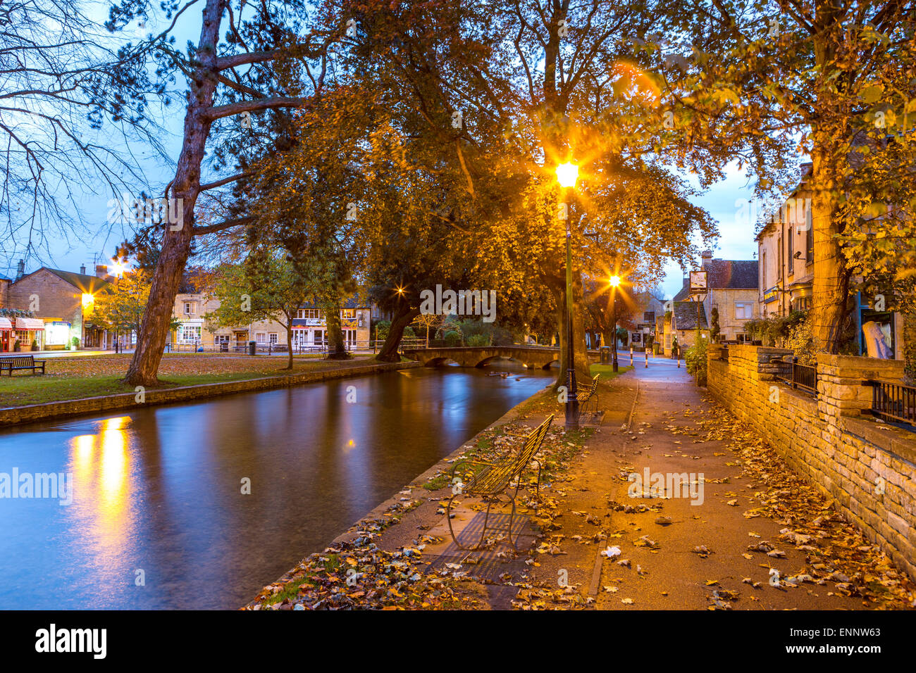 Bourton-on-the-agua, Gloucestershire, Inglaterra, Reino Unido, Europa. Foto de stock