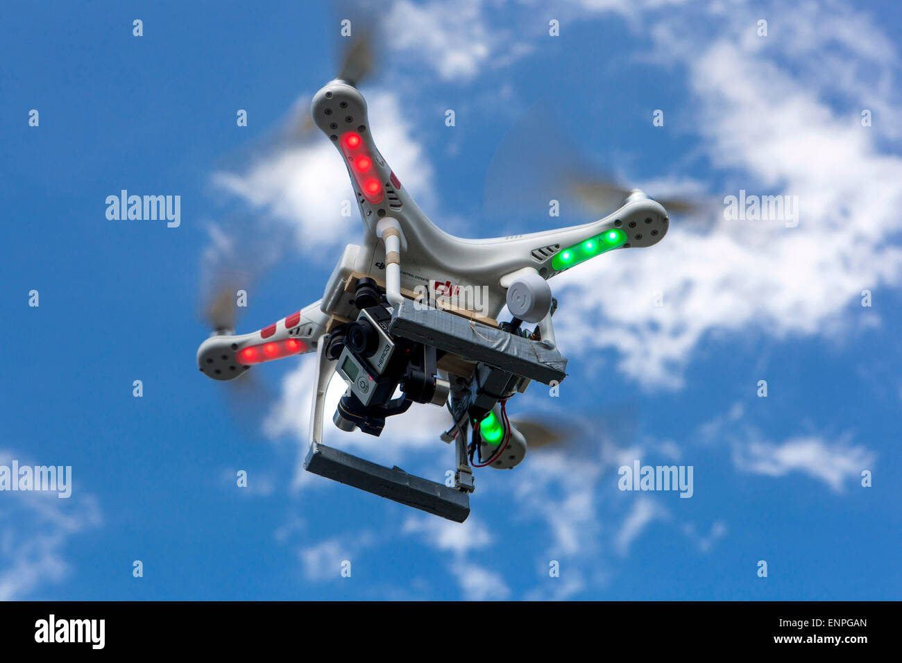 Drone en el cielo Foto de stock