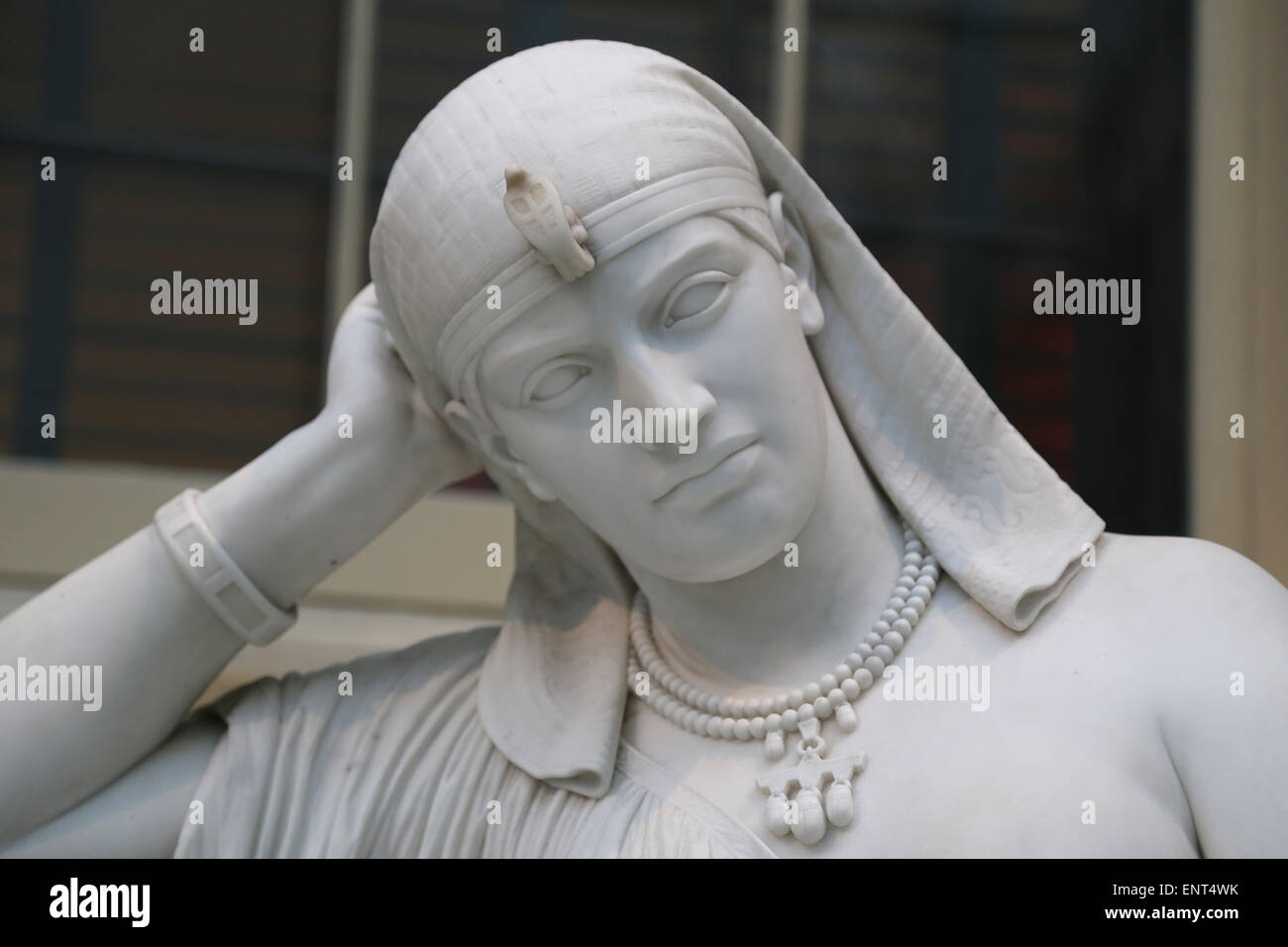 Cleopatra (69-30 a.C.). Reina de Egipto. Estatua de William Wetmore Story (American, 1819-1895). La meditación en su suicidio. Foto de stock