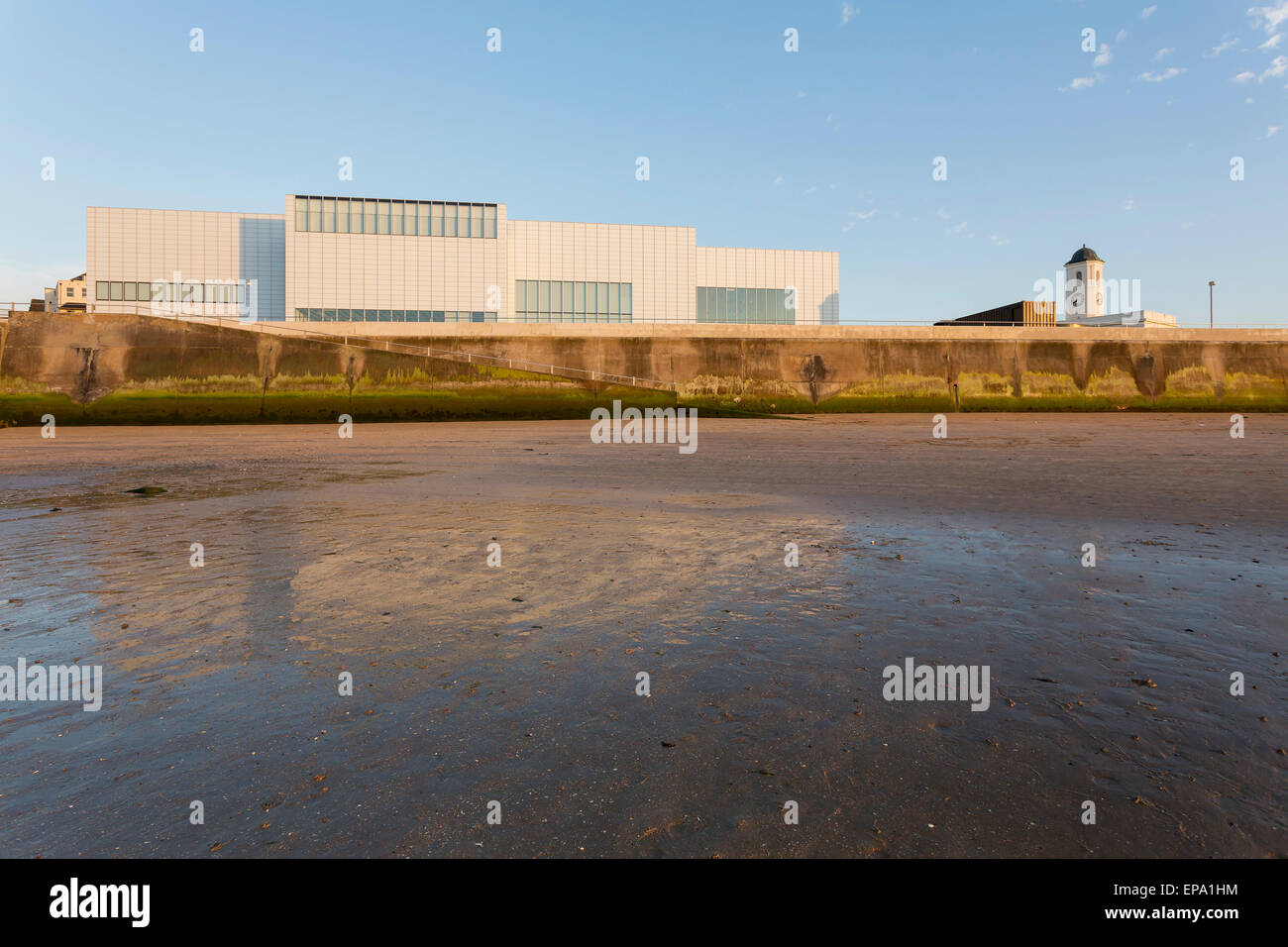 Vista de la Galería de Arte Contemporáneo de Turner en Margate, Kent Foto de stock