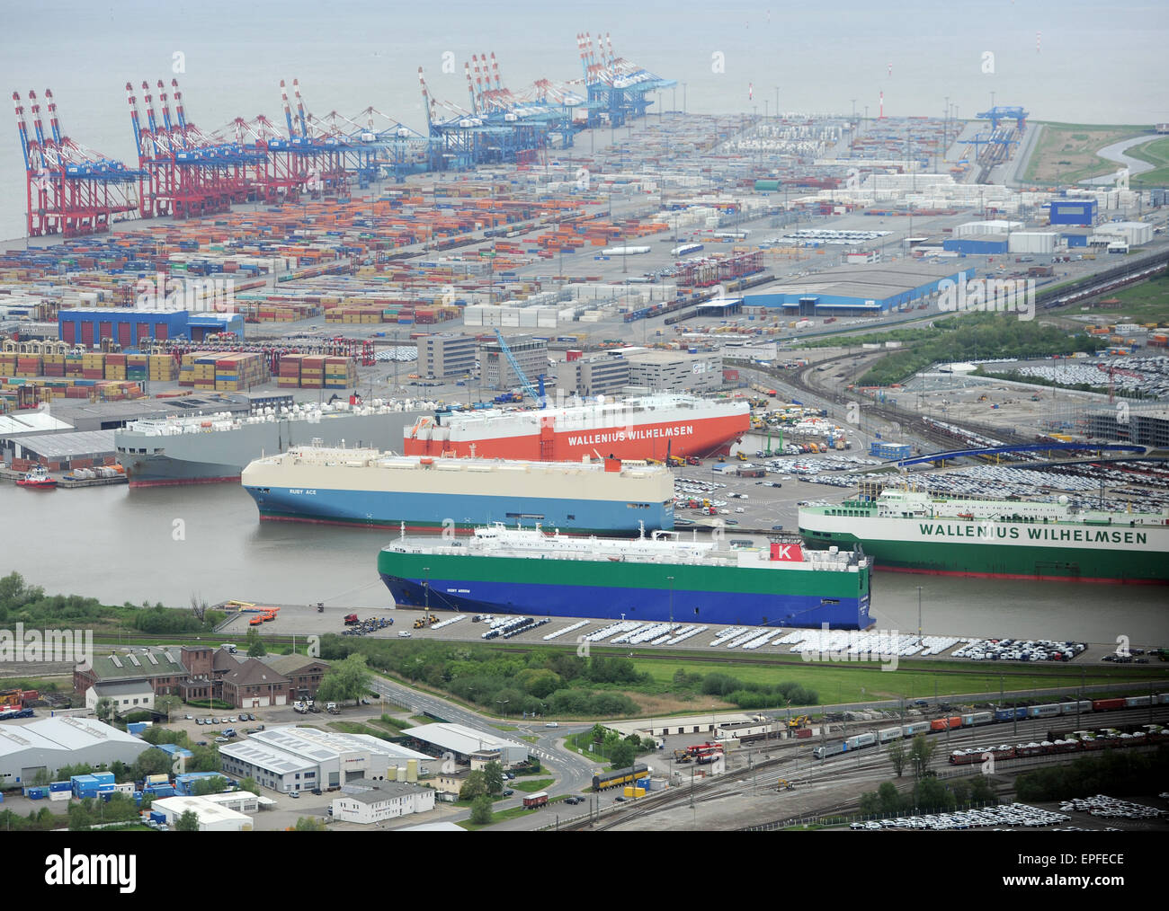 Bremerhaven car terminal fotografías e imágenes de alta resolución - Alamy