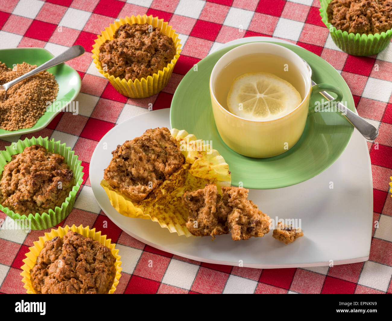 Calabacín muffins de avena Foto de stock