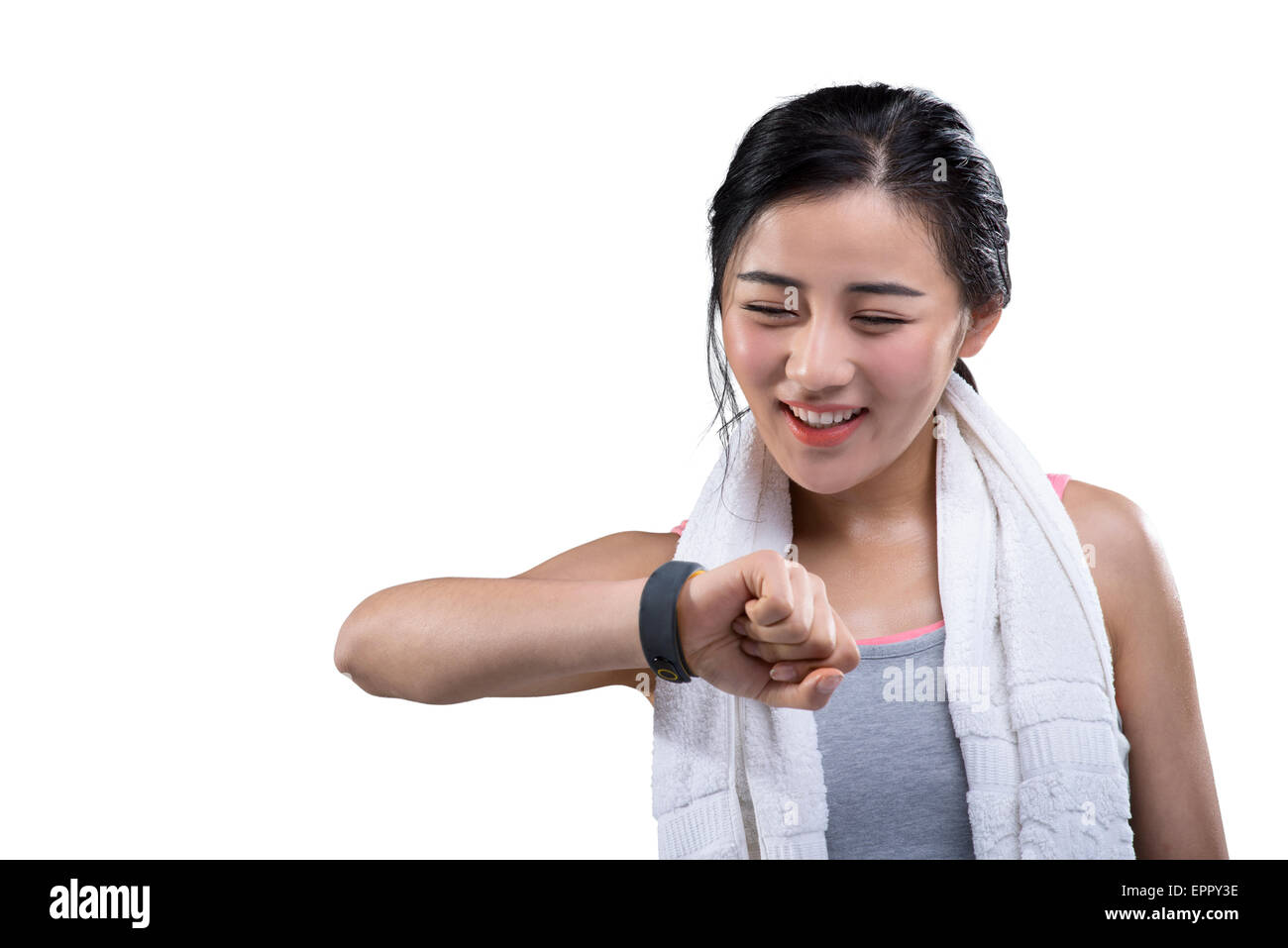 Comprobación de la atleta femenina joven smart watch Foto de stock