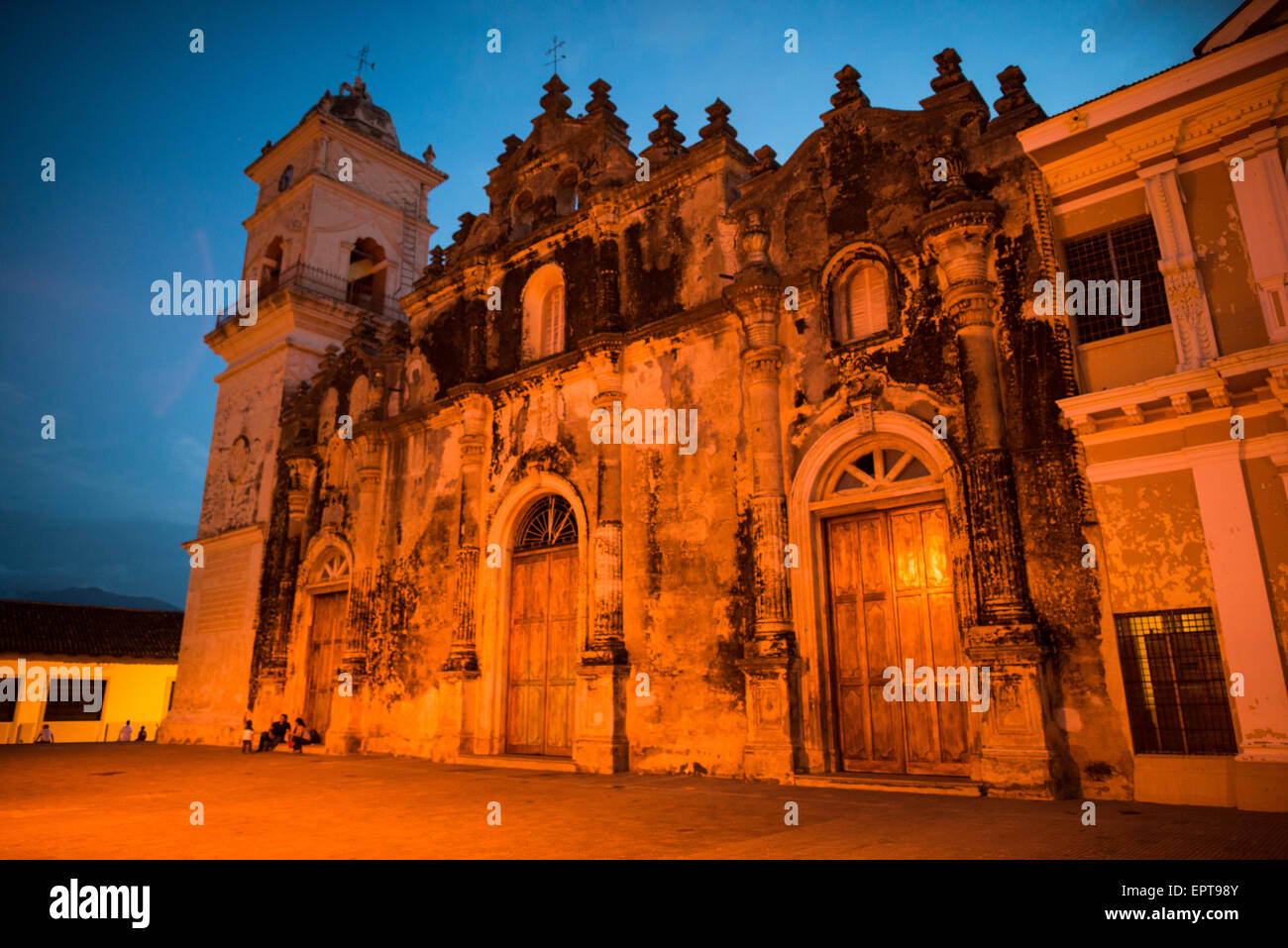 La Iglesia de la Merced, Granada, Nicaragua Foto de stock