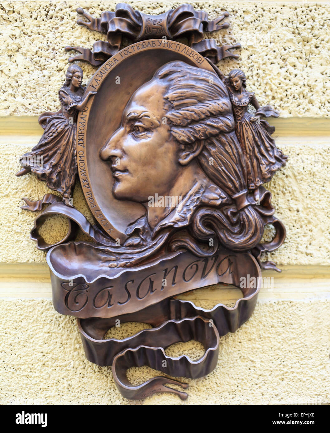 Estatua de bronce de Casanova en Lviv. Ucrania Foto de stock