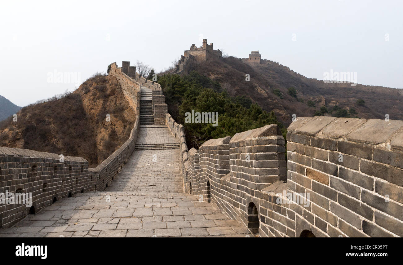 La Gran Muralla de China - tour caminando Jinshanling sección Foto de stock