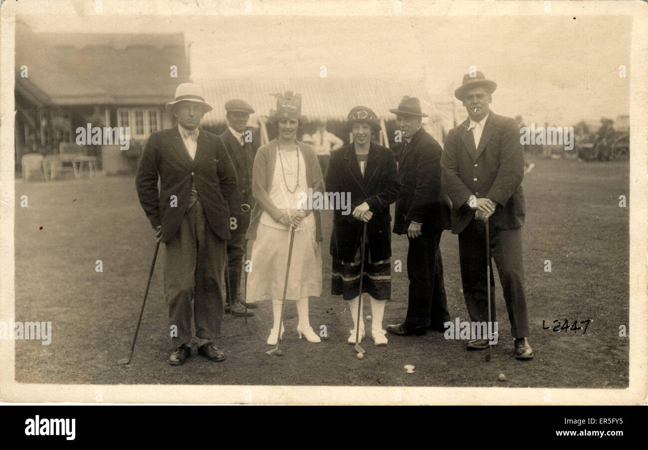 Partido de golf, ubicación desconocida, Inglaterra. Posiblemente Wolverhampton 1920 Foto de stock