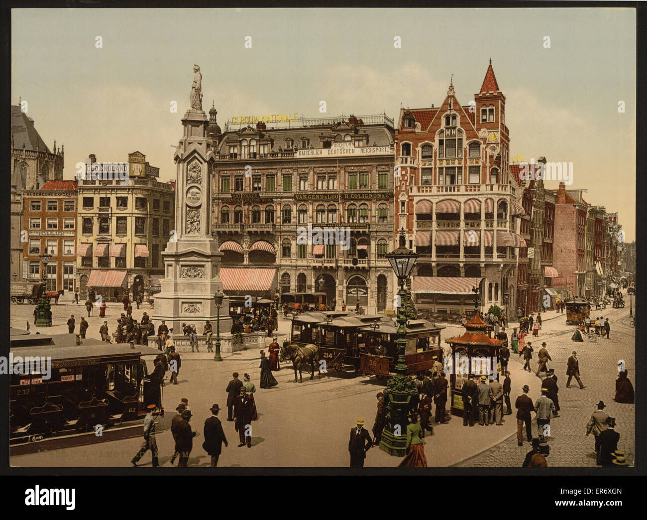 Presa de Amsterdam Holanda. Fecha entre ca. 1890 y ca. 1900 hacia 1895. Foto de stock