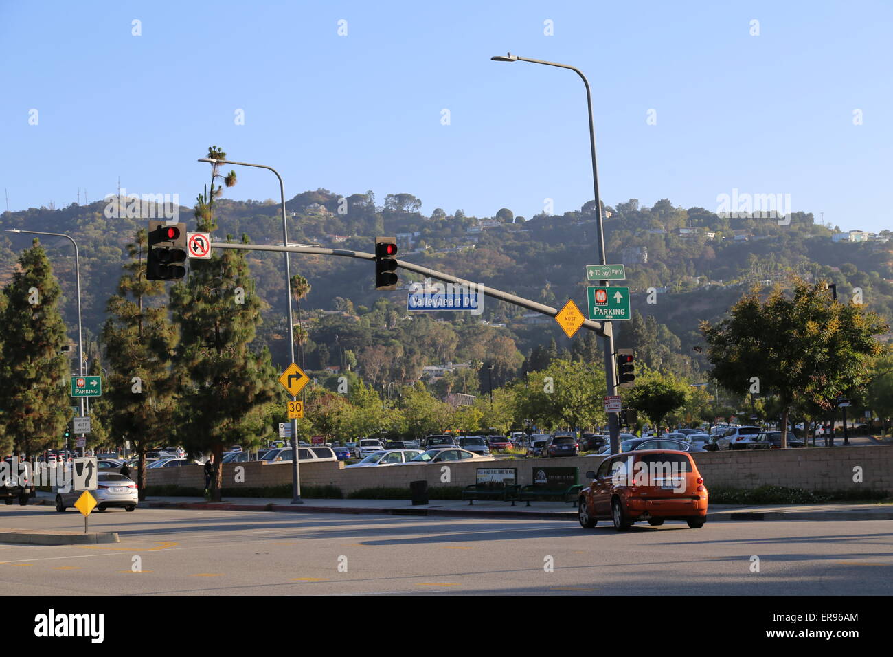 Una escena callejera en North Hollywood, California Foto de stock