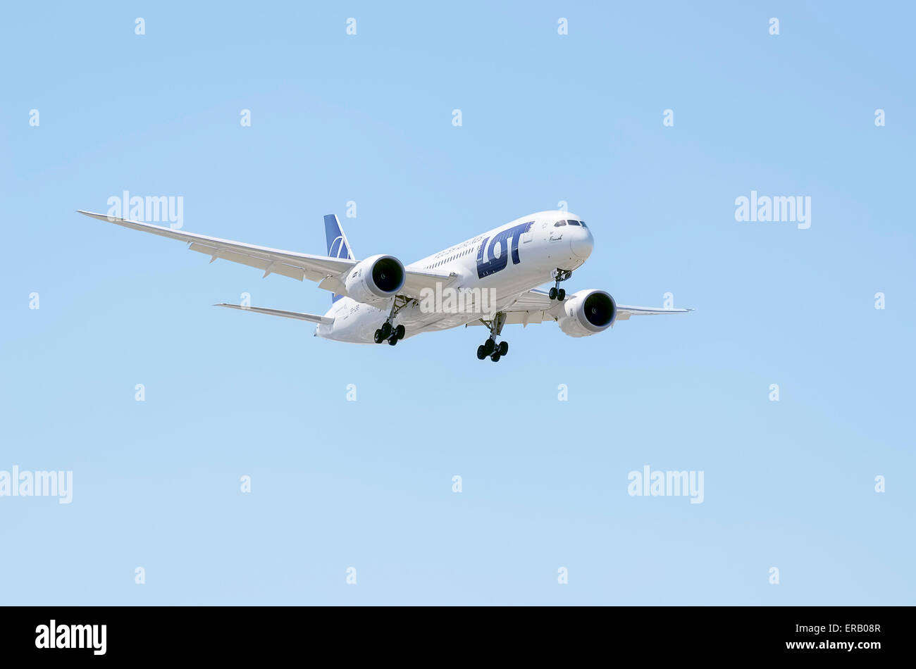 Aviones Boeing 7878 Dreamliner, de Air Europa Líneas Aéreas, aterrizar en MadridBarajas