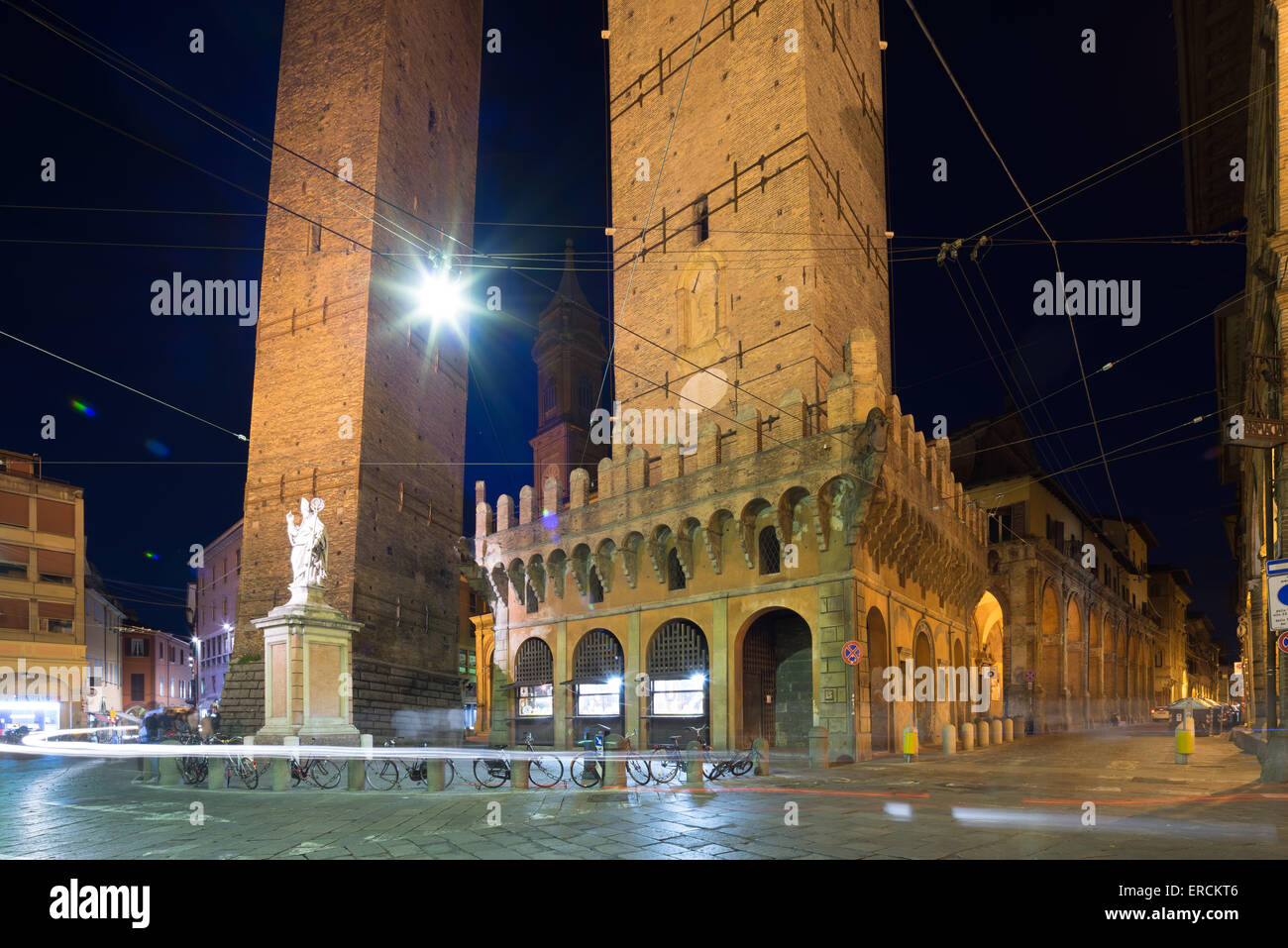 Bolonia italia fotografías e imágenes de alta resolución Alamy