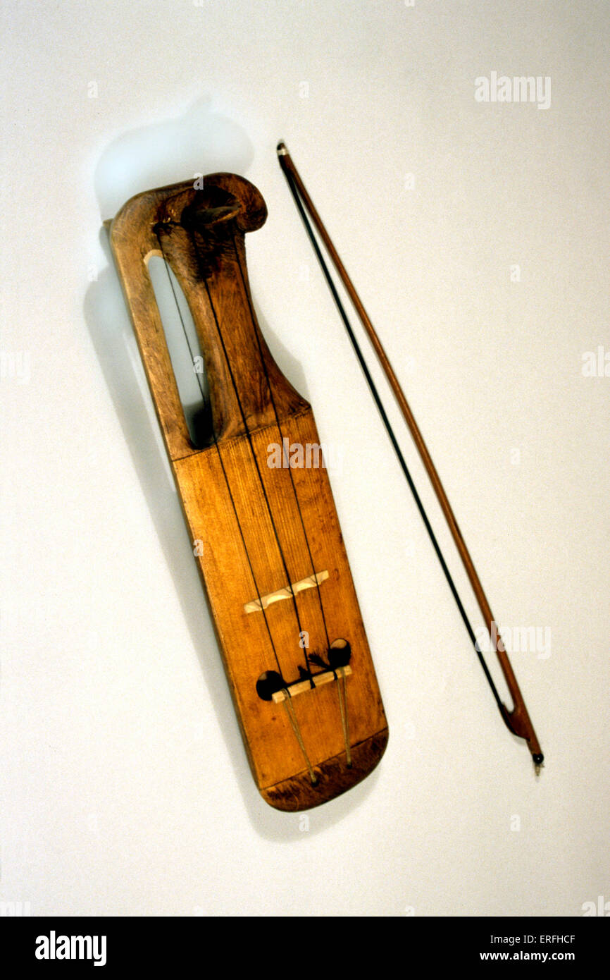 Tagelharpa - instrumento de cuerda Sueco Fotografía de stock - Alamy