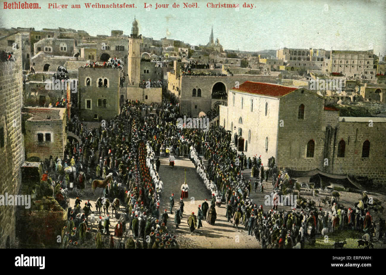 El día de Navidad en Belén, a finales de 1800, principios de 1900. Los peregrinos ver procesión a la Iglesia de la Natividad. Foto de stock