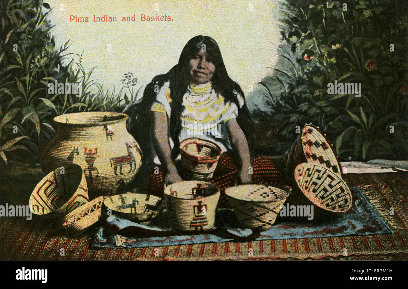 Pima norteamericano con cestas. El Pima son una nación de nativos americanos indígenas de Nuevo México y Arizona Foto de stock