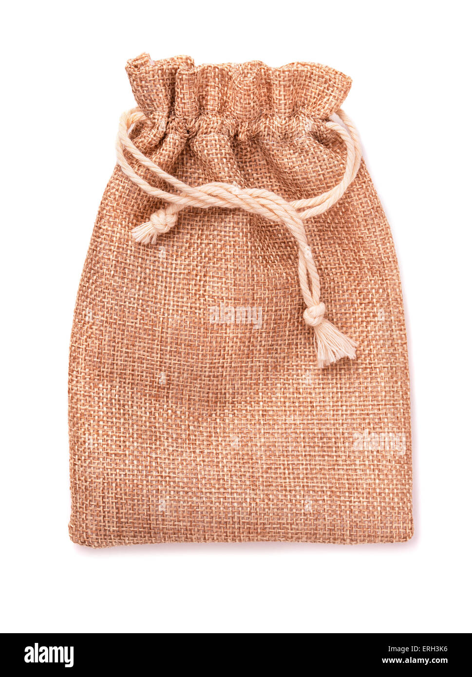 Pequeños sacos de arpillera aislado en blanco Fotografía de stock - Alamy
