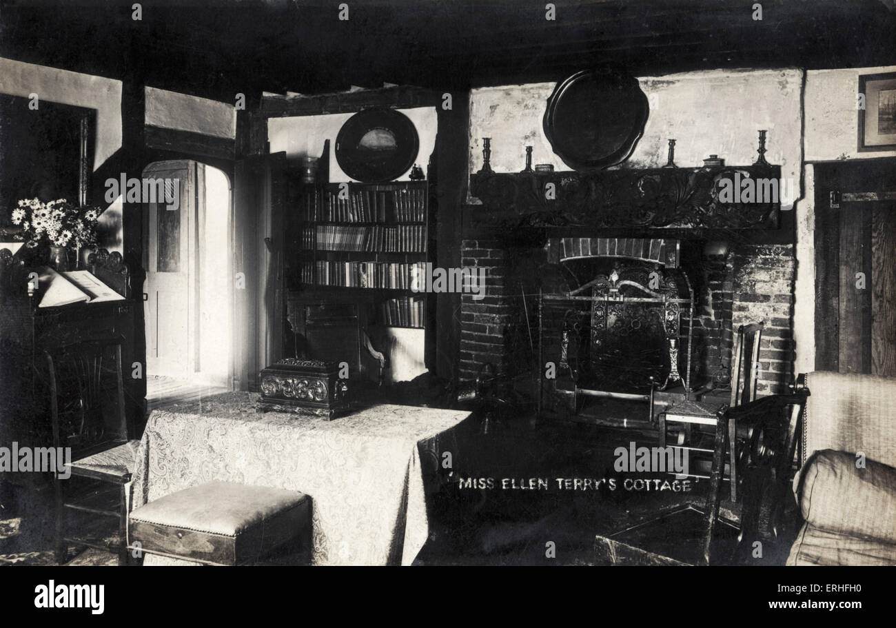 'Miss Ellen Terry's Cottage' fotografía del interior de la actriz inglesa cottage' 27 de febrero de 1847 - 21 de julio de 1928 Foto de stock
