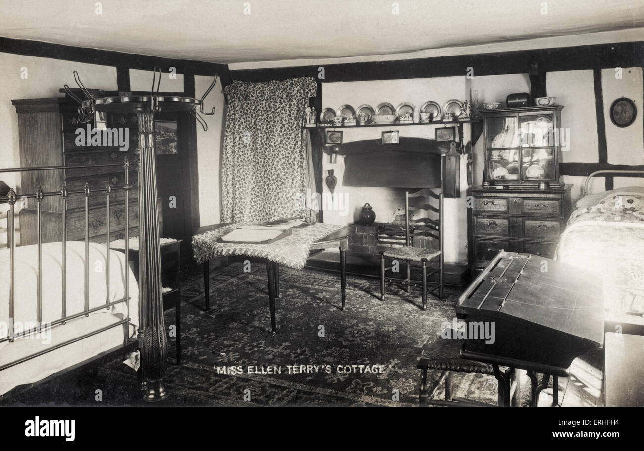 'Miss Ellen Terry's Cottage' fotografía del interior de la actriz inglesa cottage' 27 de febrero de 1847 - 21 de julio de 1928 Foto de stock