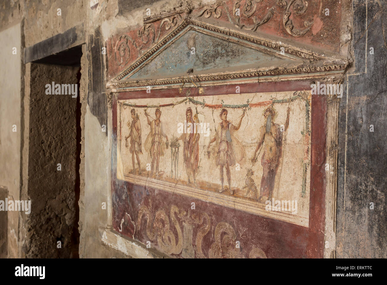 Estucadas y frescos lararium, Thermopolium de Vetutius Placidus, Pompeya, Sitio del Patrimonio Mundial de la UNESCO, la Región de Campania, Italia, Europa Foto de stock
