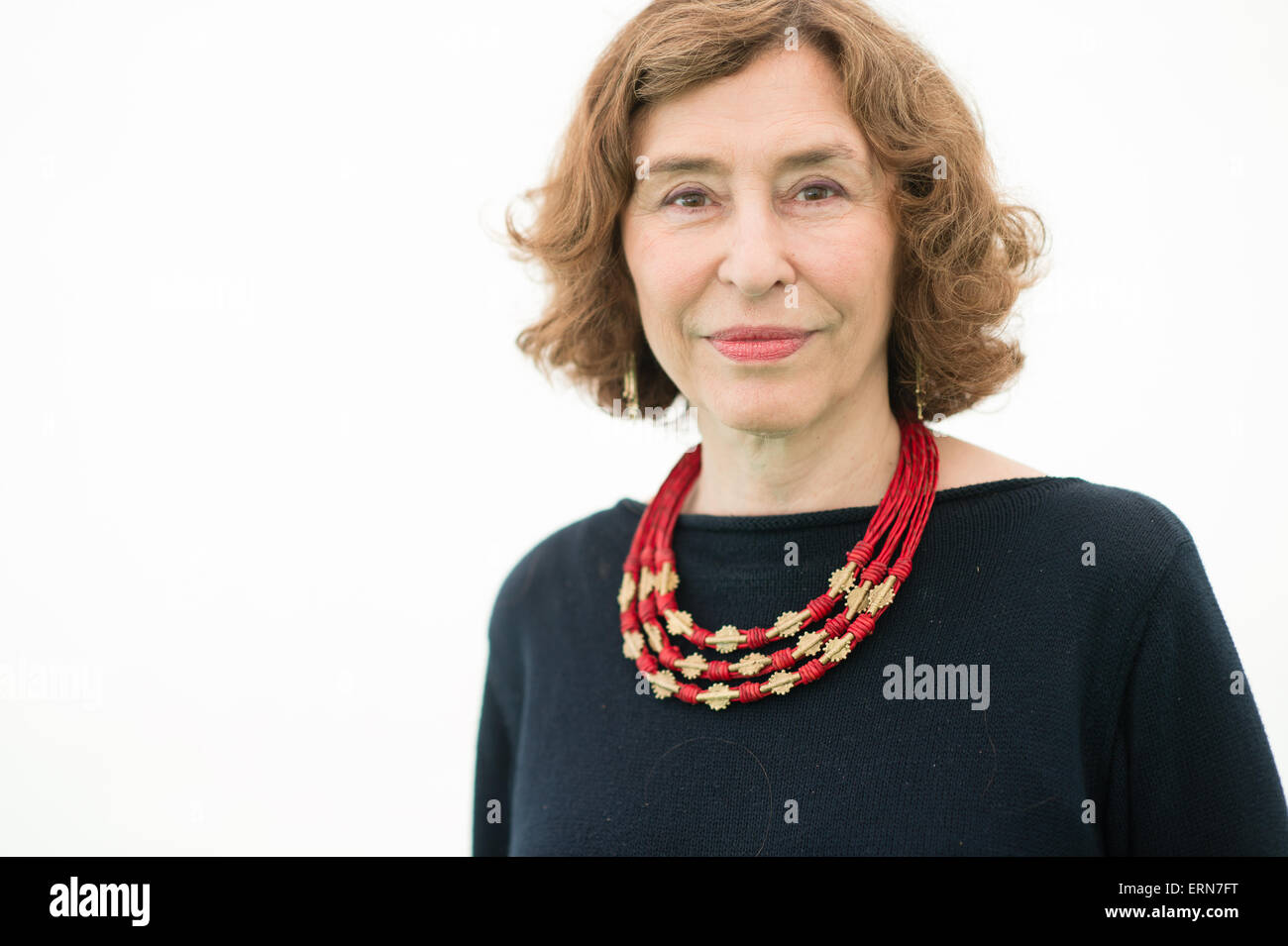 AZAR NAFISI, heno Festival de Literatura 2015 Mejor conocida por su libro  de 2003 Leer Lolita en Teherán: A Memoir en libros, que permaneció en la  lista de best-seller del New York