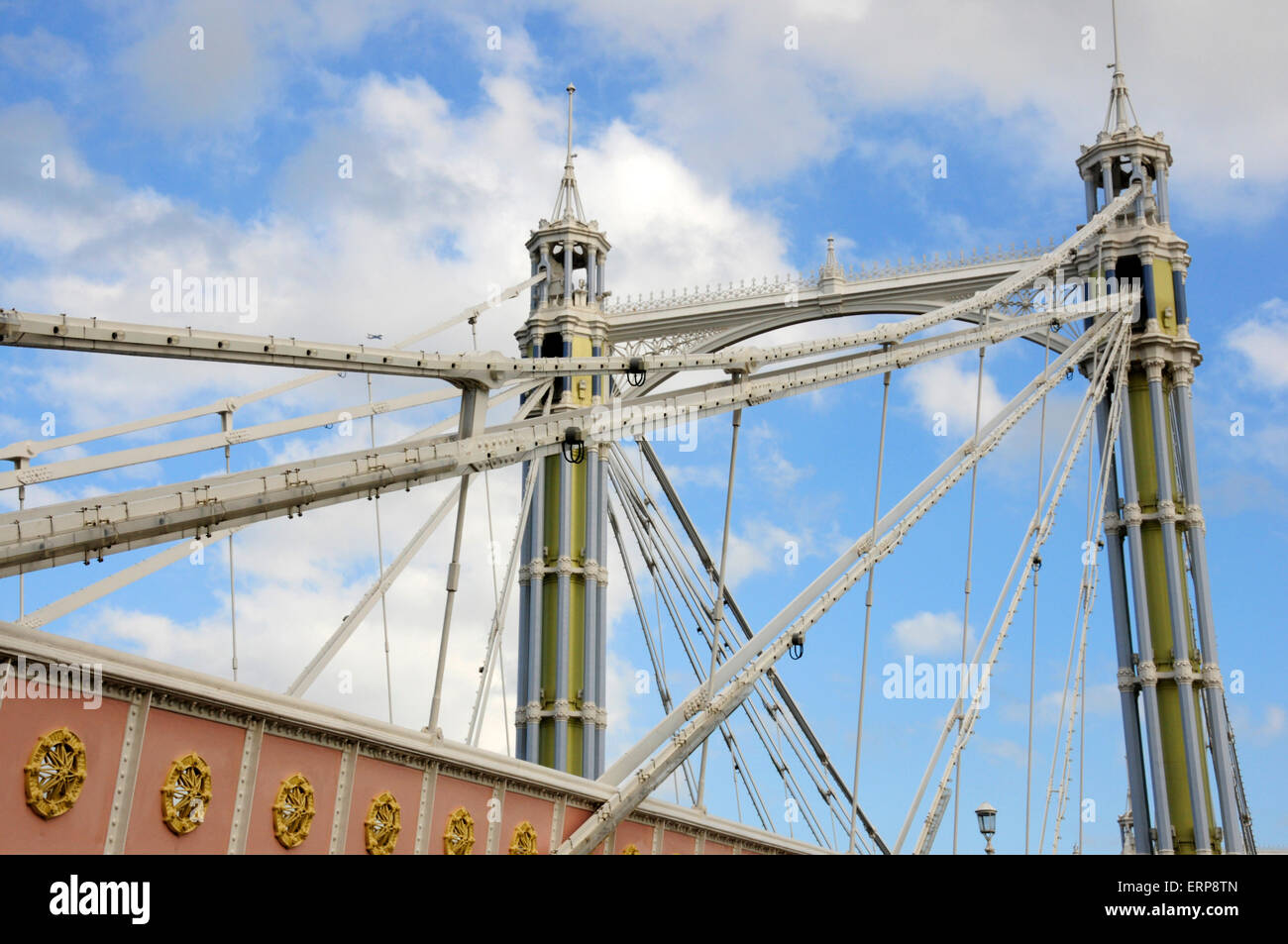 Albert Puente sobre el río Támesis, Londres, Inglaterra. Foto de stock