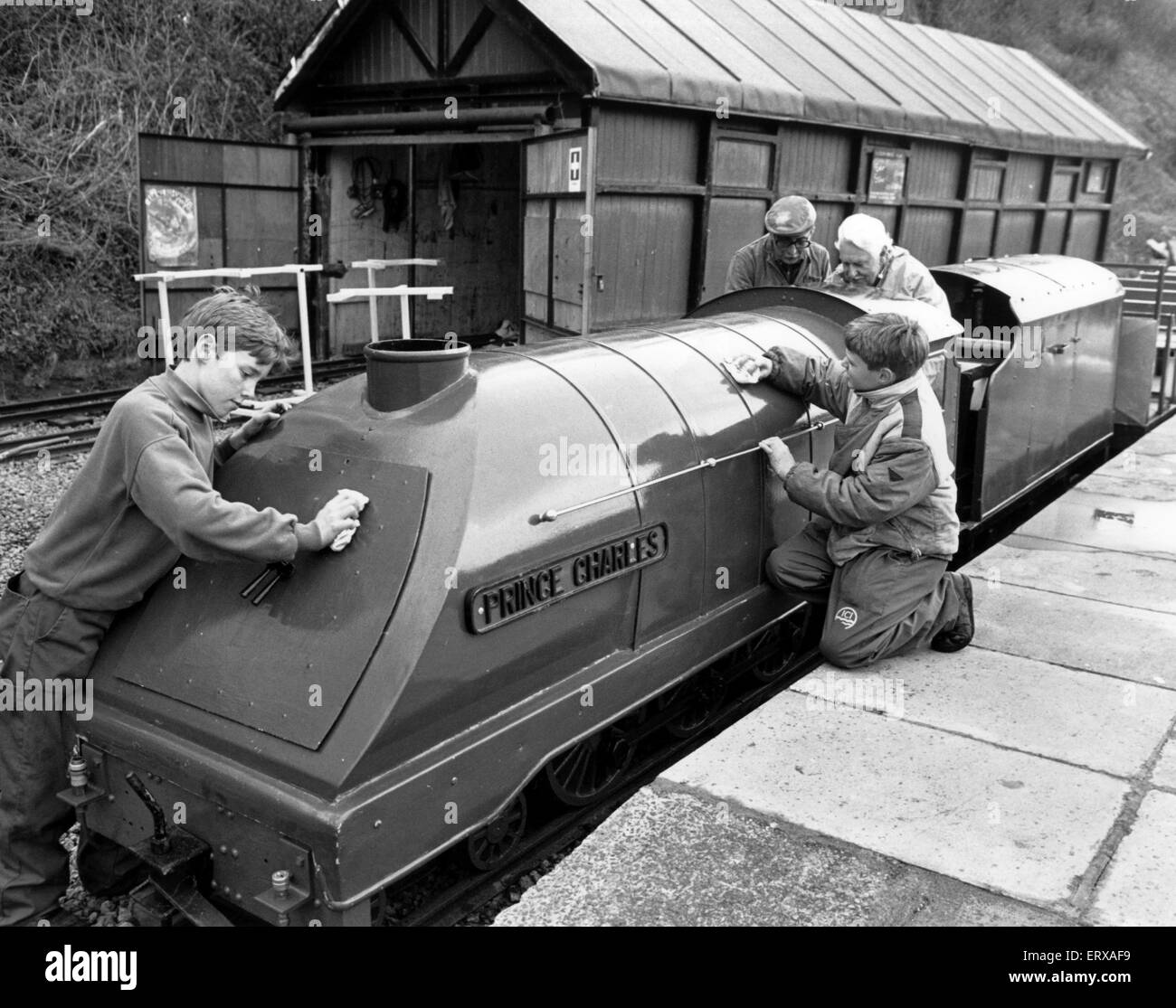 Saltburn's Miniature railway está de vuelta en el camino, después de años en los recubrimientos. Su restauración constituye un notable éxito para la Saltburn Trenecito grupo. El tren atrajo la atención nacional cuando fue comprado a Saltburn en 1947 por Herbert Dunn, Foto de stock