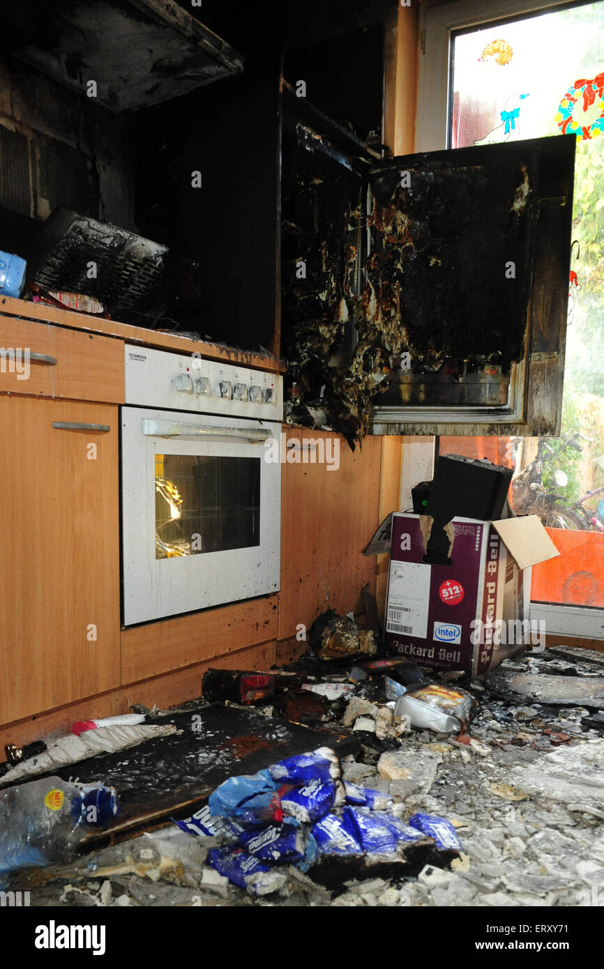 Cocina Quemada Despues De Los Incendios Ocasionados Por