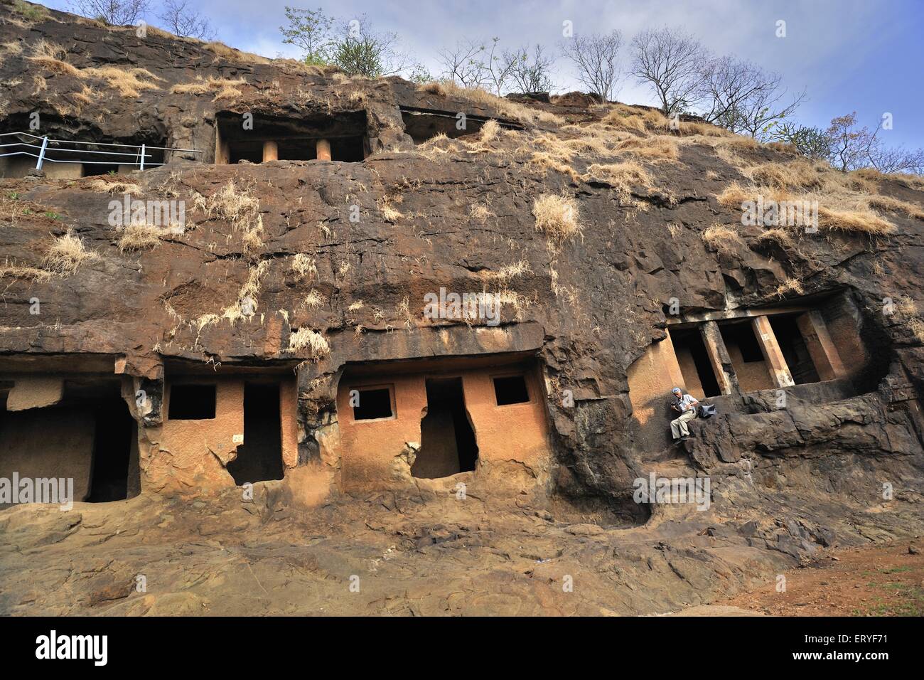 Cueva Budista Mahad pálido ; ; ; ; Raigad Raigarh Maharashtra India Foto de stock