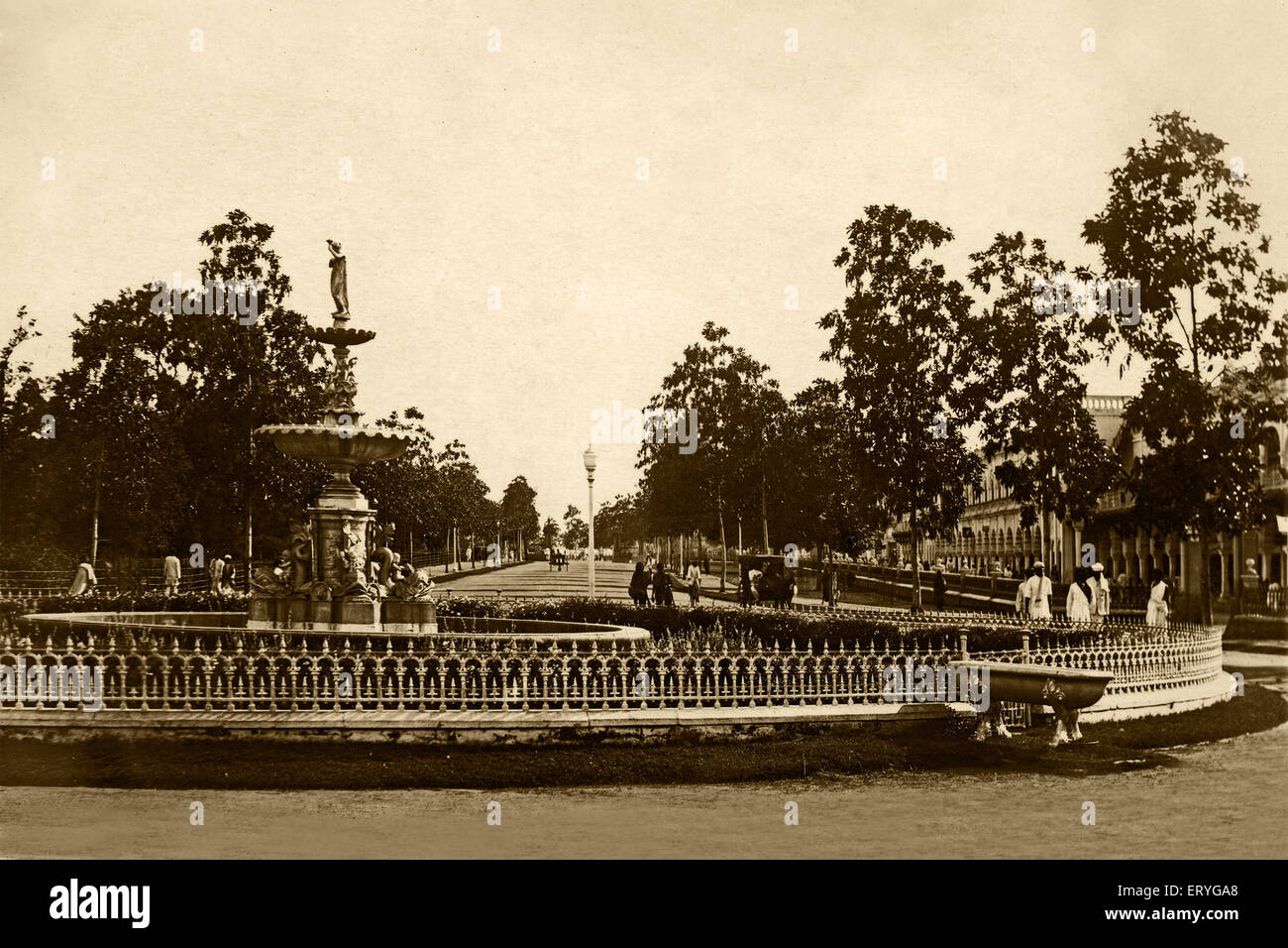 Fuente de la rotonda, antigua vintage foto 1900, Mysore , Mysuru , Karnataka , India , Asia Foto de stock
