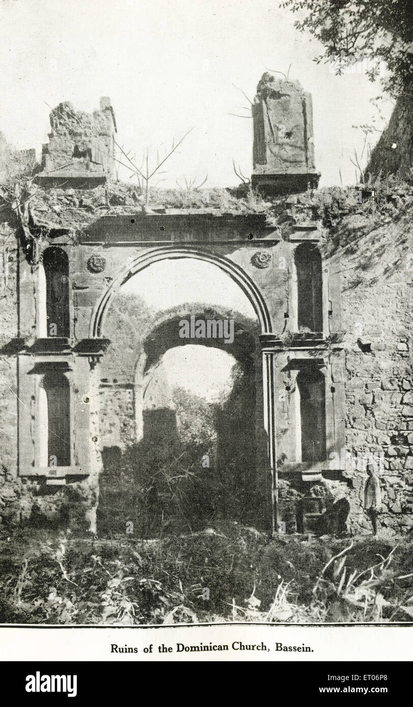 Ruinas de la comunidad católica de la Iglesia Dominicana ; Bassein Vasai ; ; ; Maharashtra India Foto de stock