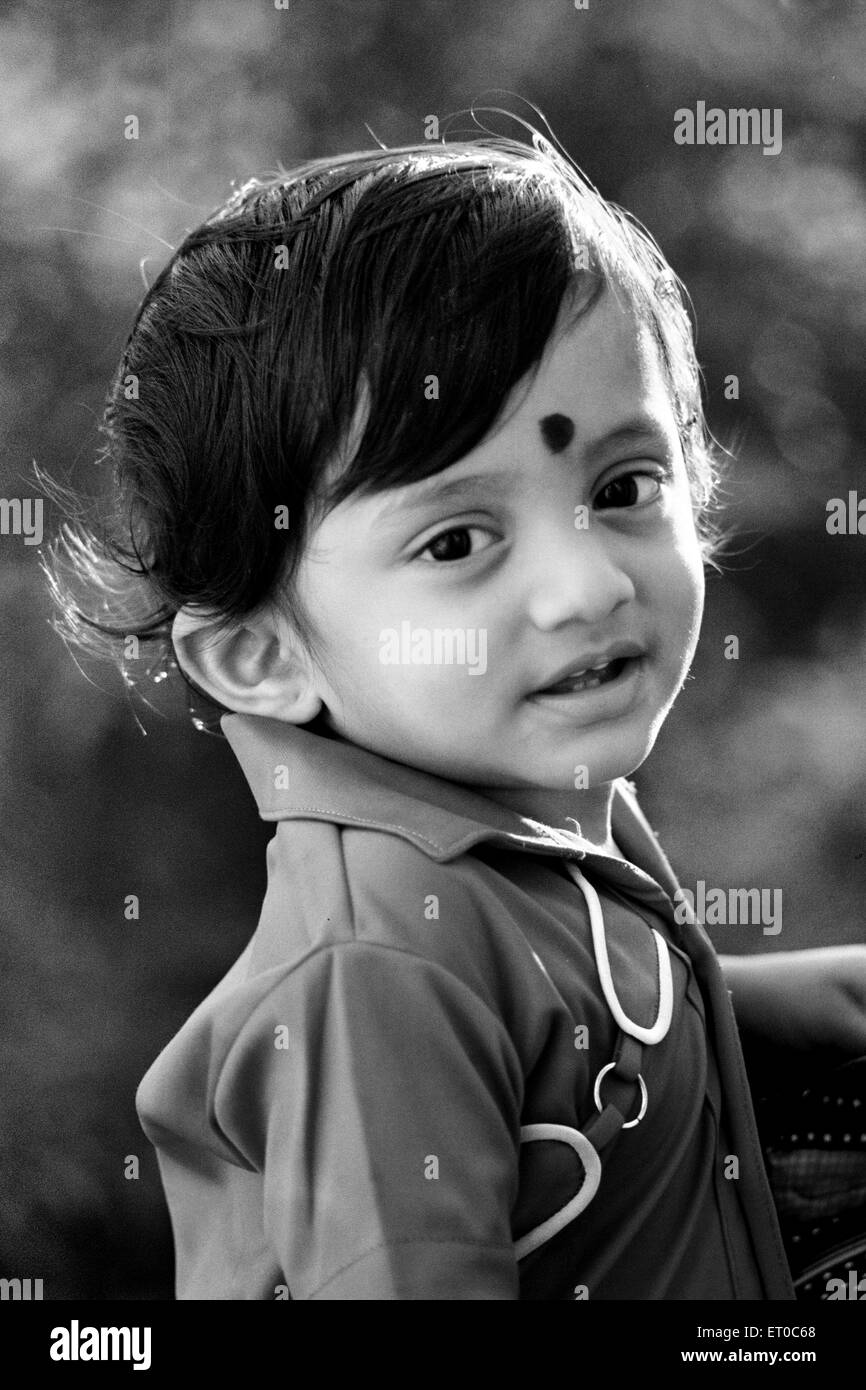 Dos años chico ; Tamil Nadu ; India Sr.#777A Foto de stock