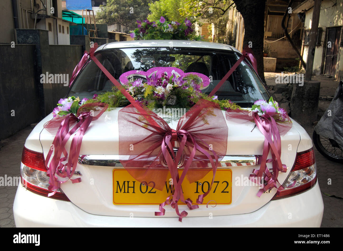 Centro coche nupcial decoracion Elisabeta arte nupcial bodas