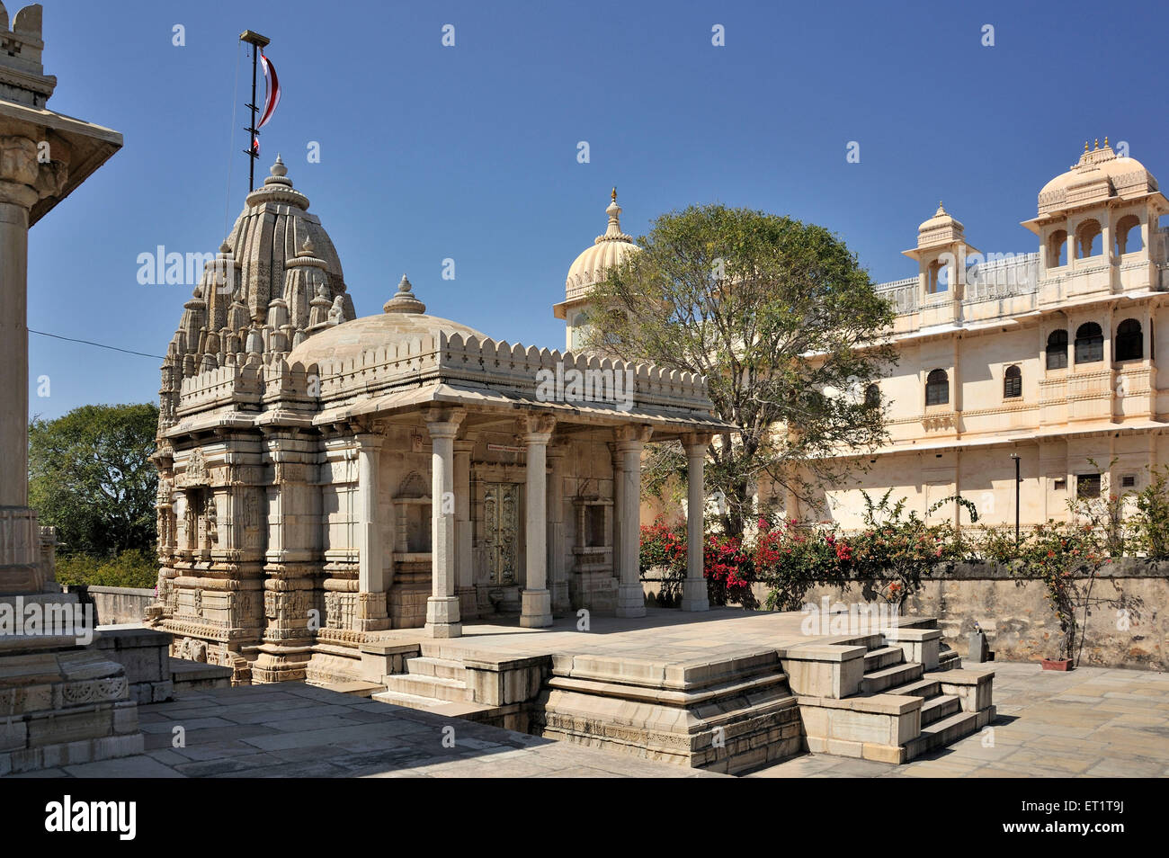 Jain temple deori shwetambar sat bis en chittorgarh Rajastán India Asia Foto de stock