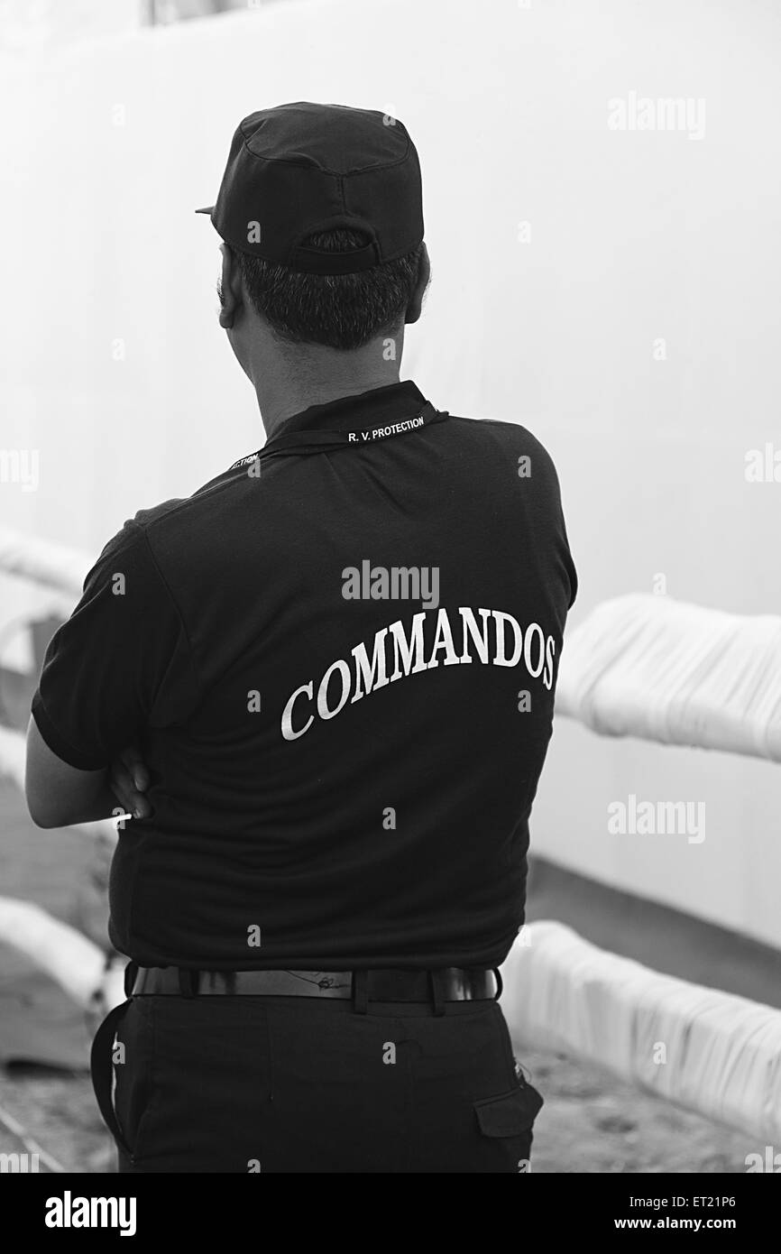 Commando en motivos MMRDA Bandra Mumbai Maharashtra India Asia Dic 2011 Foto de stock
