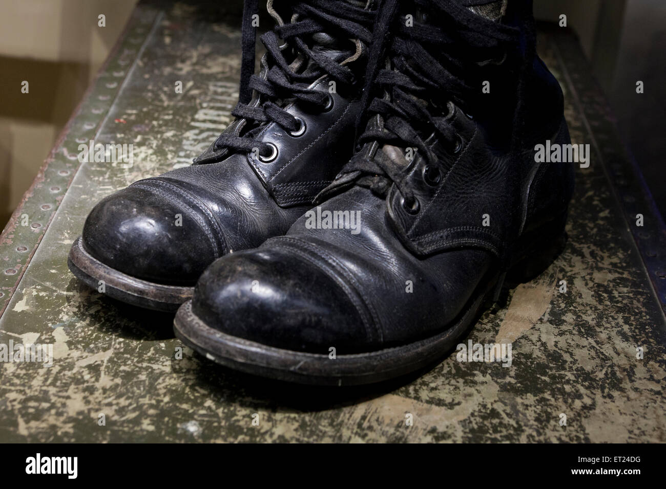 Botas de soldado de cuero negro alemán vintage Zapatos Zapatos para hombre Botas 