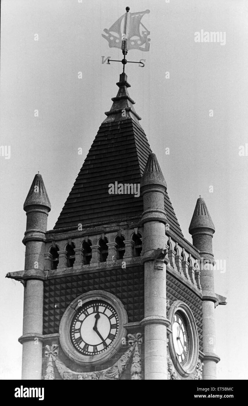 La torre del reloj, Redcar, 17 de septiembre de 1982. Foto de stock
