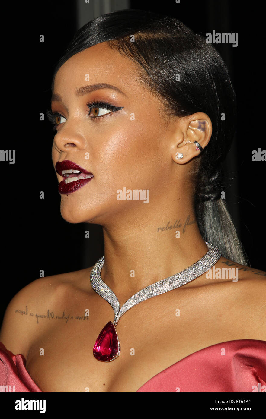 Rihanna y la clara Lionel Fundación presenta el Diamante inaugural con  bola: Rihanna donde: Beverly Hills, California, Estados Unidos cuando: 12  de diciembre de 2014 Crédito: FayesVision/WENN.com Fotografía de stock -  Alamy