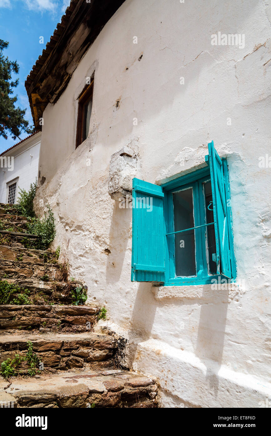 Esquina de la pintoresca aldea de montaña de Sirince, Turquía Foto de stock