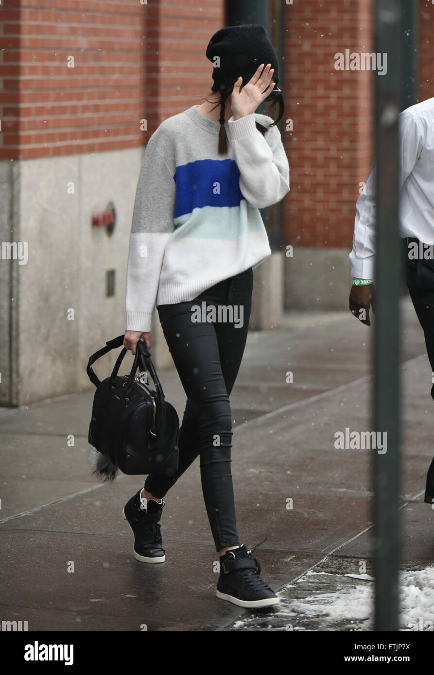 kendall jenner givenchy bolsa