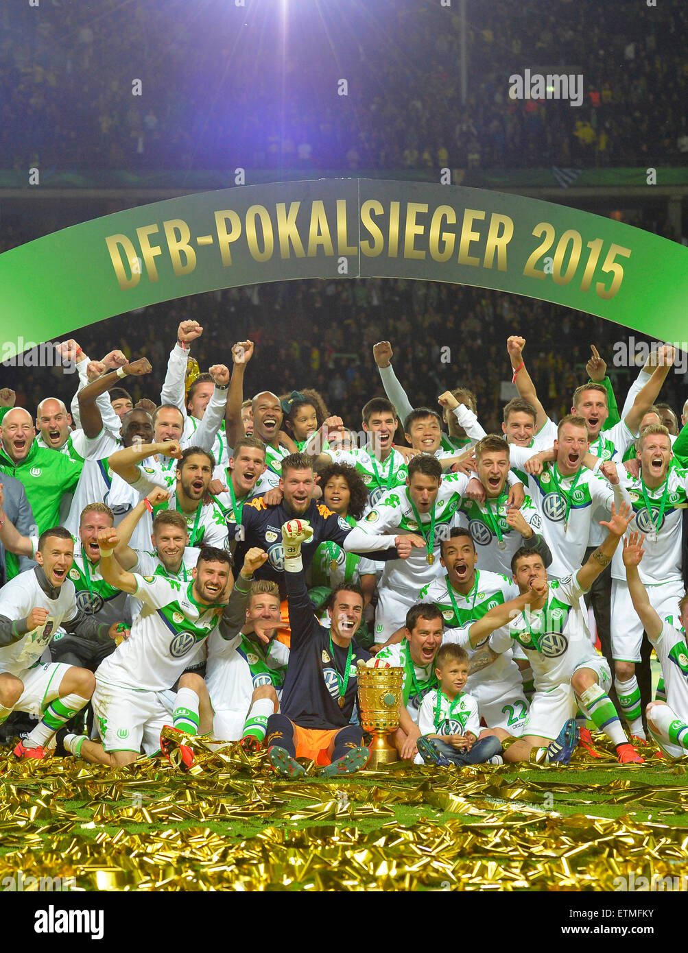 Foto de equipo Wolfsburg, 2015 Los ganadores de la Copa alemana, al Estadio Olímpico de Berlín, Alemania Foto de stock