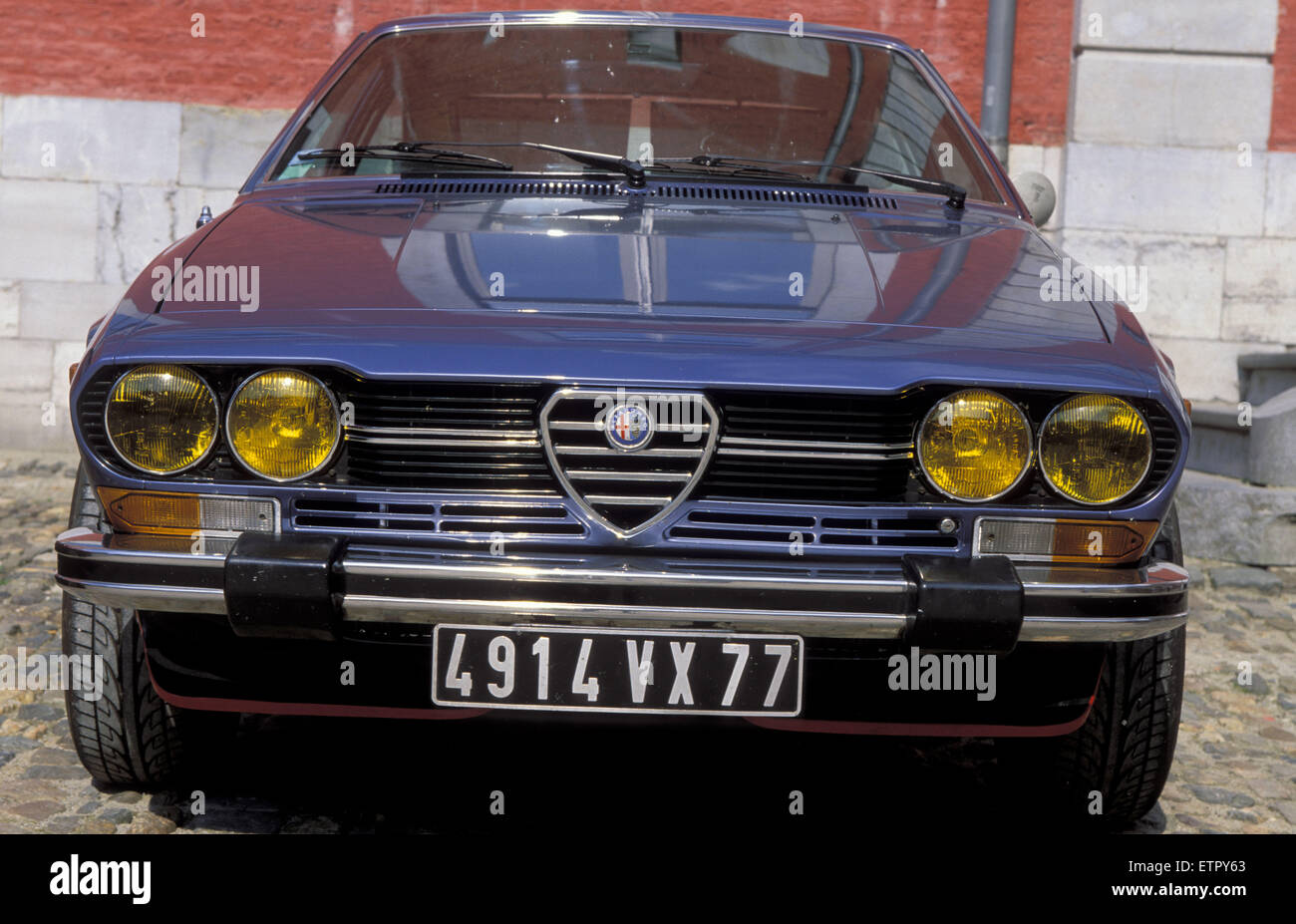 BEL, Bélgica, Eastbelgium, Stavelot, Alfa Romeo Alfetta GTV desde 1976. BEL, Belgien, Ostbelgien, Stavelot, Alfa Romeo Alfetta G Foto de stock