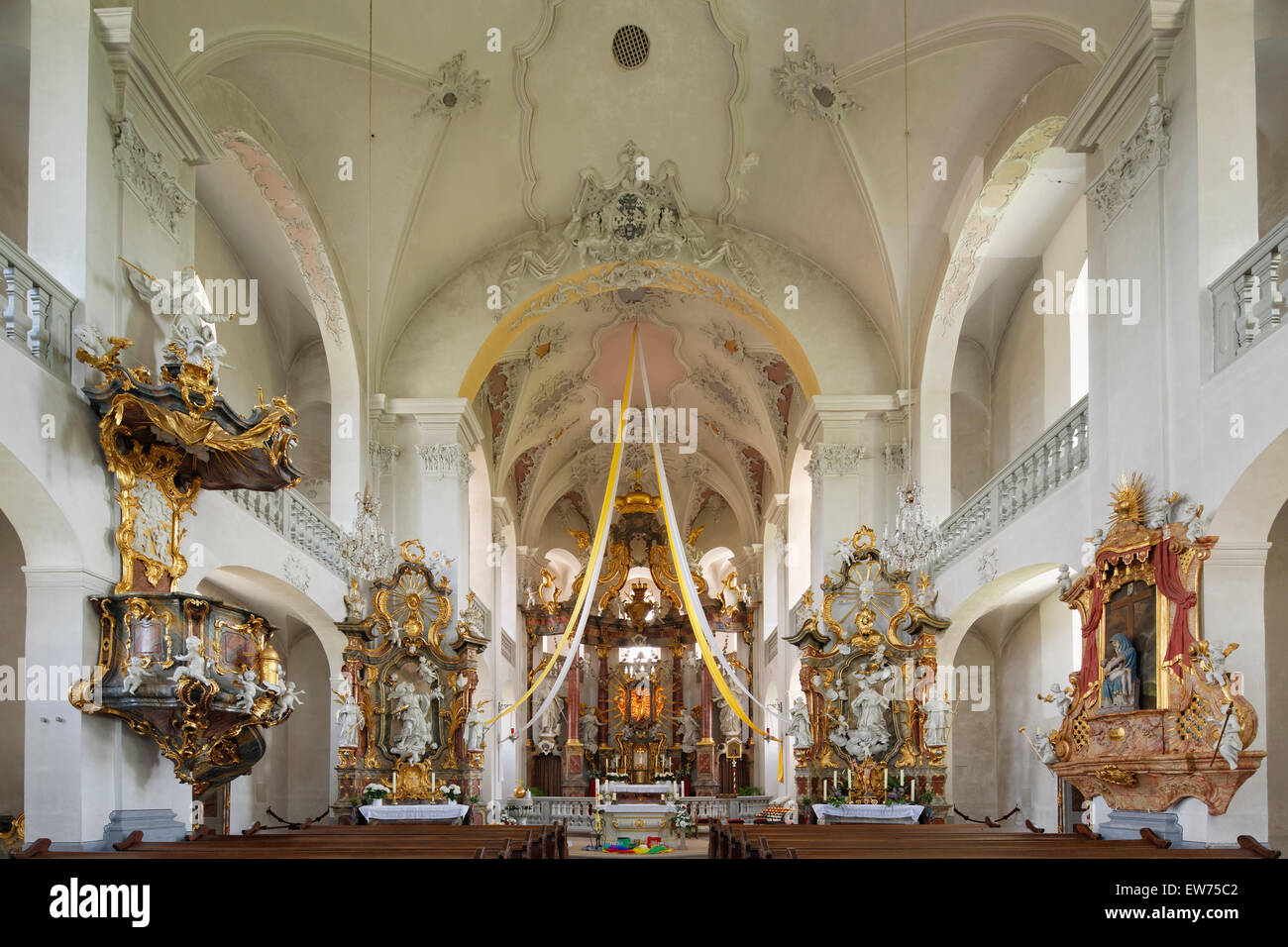 Interior de la iglesia de peregrinación de Maria Limbach, construida por Johann Balthasar Neumann, Limbach, Eltmann, Mainfranken Foto de stock