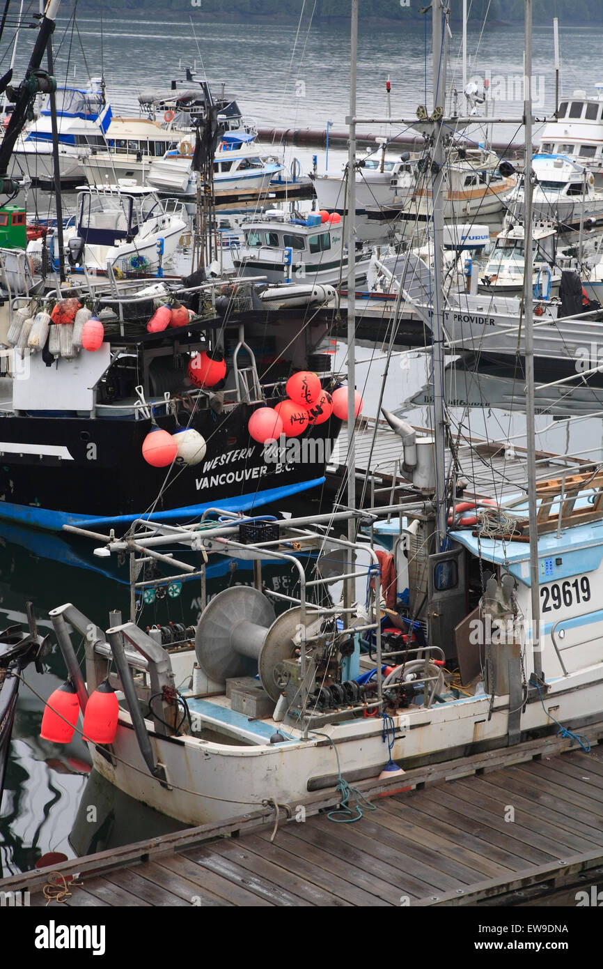 Barcos de pesca comercial en wharf, Prince Rupert, British Columiba Foto de stock