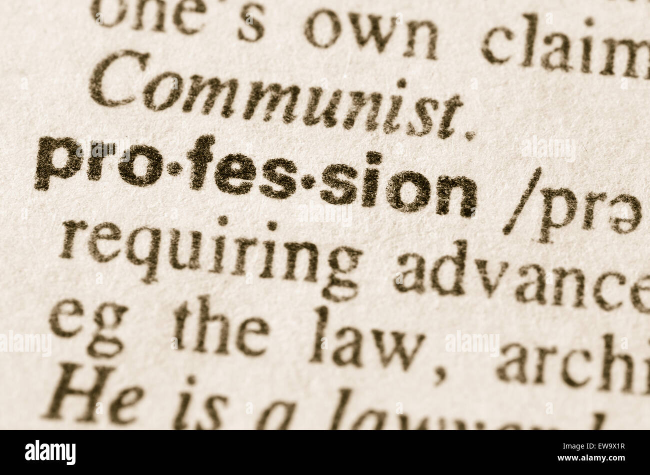 Definición de la palabra profesión en el diccionario. Foto de stock