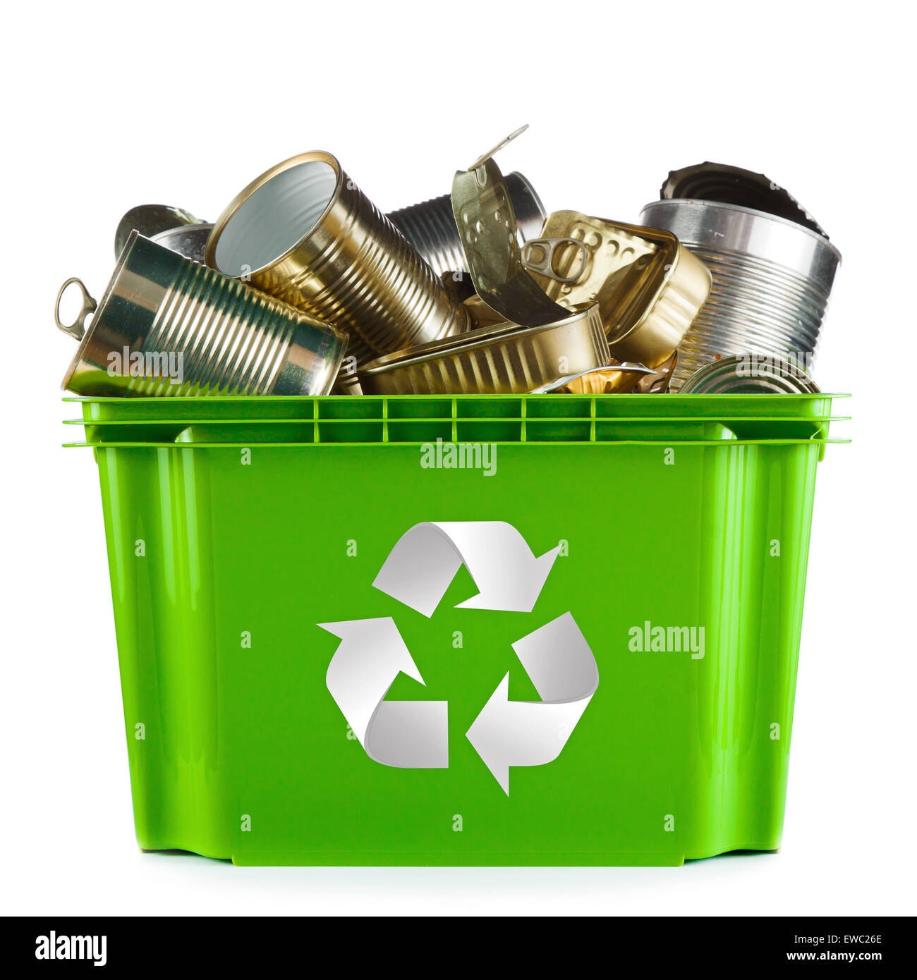 Concepto de reciclaje - tolva llena de latas metálicas vacías Foto de stock