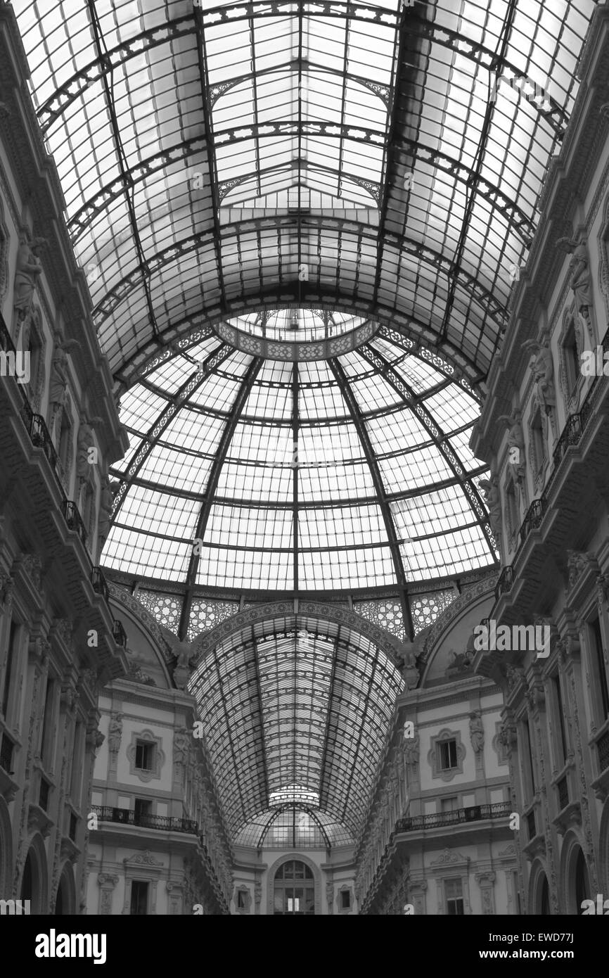 Estructura de la Galleria Vittorio Emanuele de Milán, Italia Foto de stock