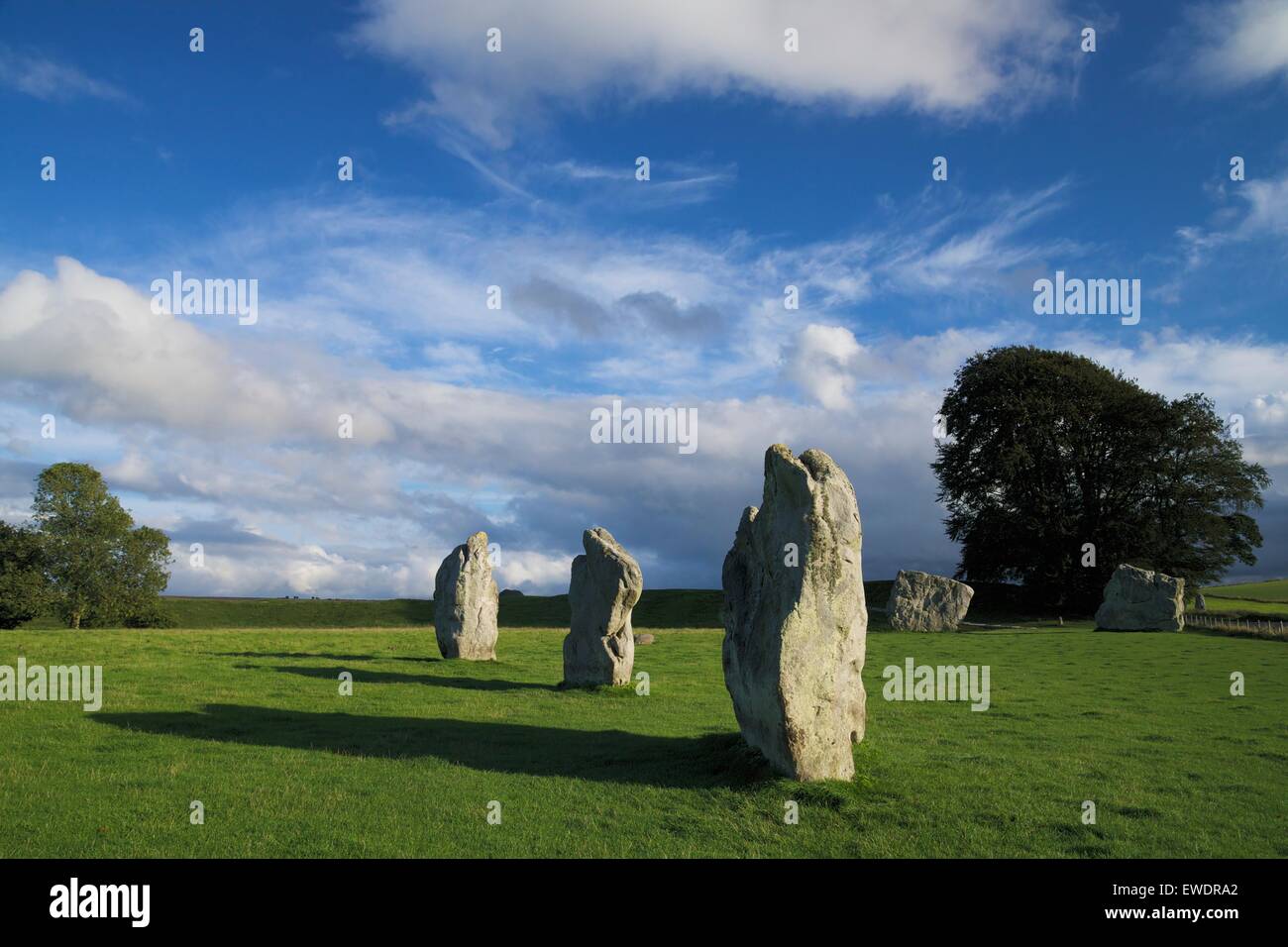 Círculo de piedra megalítica, Avebury, Wiltshire, Inglaterra. Reino Unido, GB Foto de stock